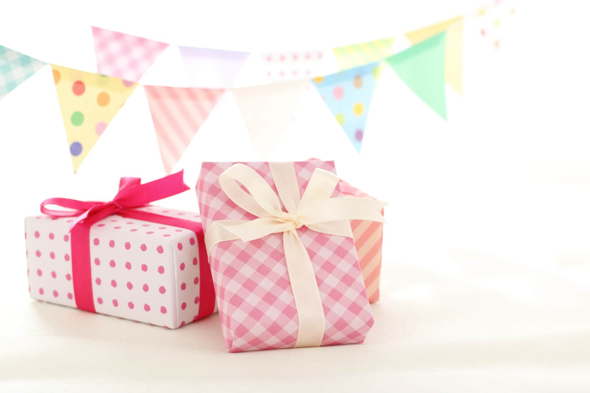 【小学生〜60代まで】年代別！家族に贈る誕生日ギフトアイデアまとめ