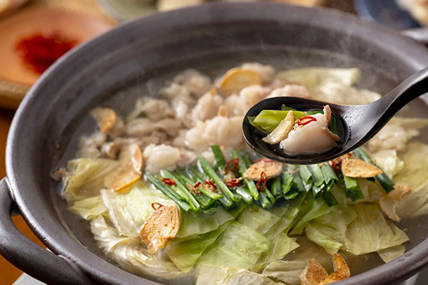 生姜風味スープのもつ鍋