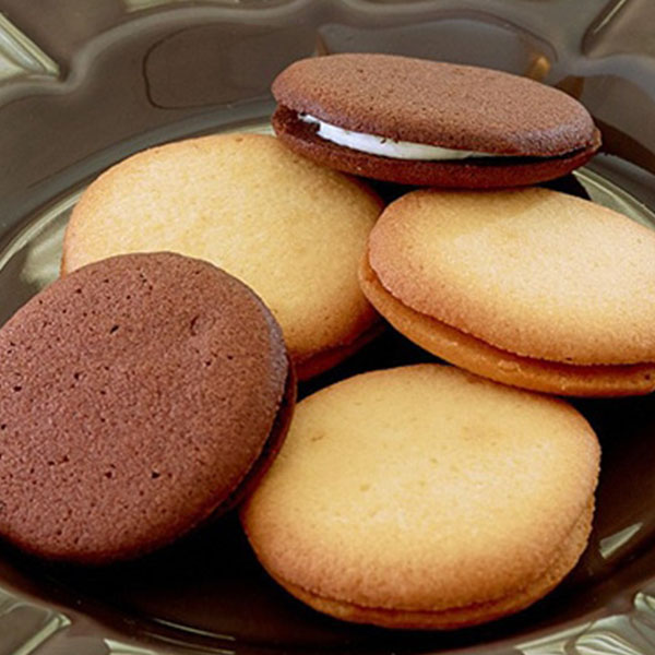 マドレーヌ・フィナンシェ・ラングドシャの盛り付け