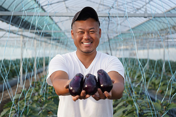 生産者の中出庸介さん