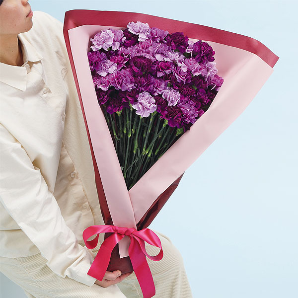 茨木春草園 50本のムーンダストブーケ【母の日】　商品画像1