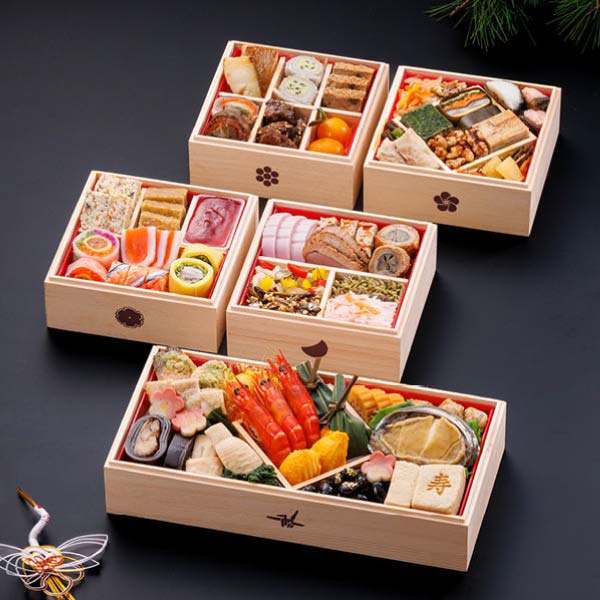 赤坂あじさい 「招福」三段五の重【3〜4人前・48品目】【イオンのおせち】　商品画像1