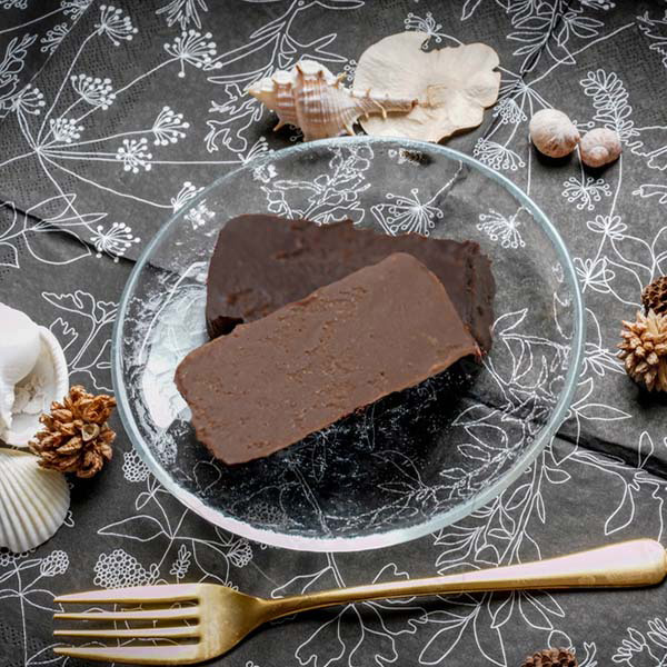 ホテルニューオータニ ガトーショコラ 4個入 手提付き スイート・ミルク各２個【お届け期間：1月14日〜2月24日】【バレンタイン】　商品画像1