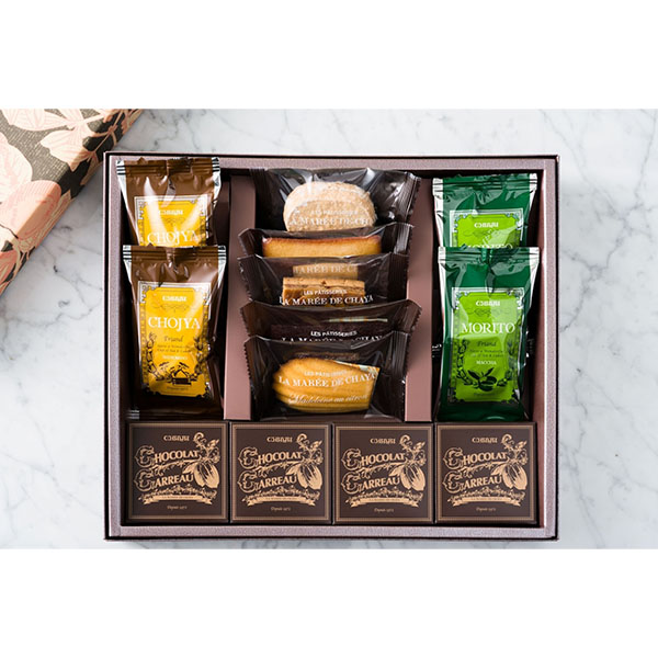 パティスリー ラ・マーレ・ド・チャヤ 焼菓子詰合せ＜13個入＞【おいしいお取り寄せ】　商品画像1