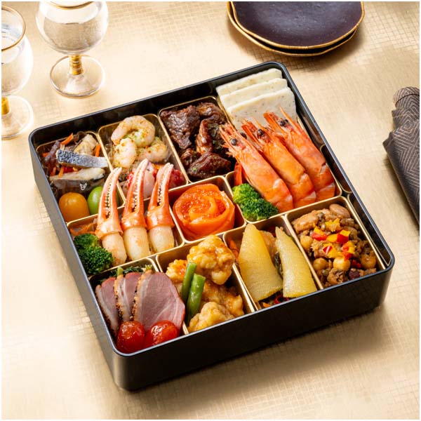 ゴールデンカムイ 「ゴールデンカムイ」和洋オードブル一段重【2〜3人前・21品目】【イオンのおせち】　商品画像1