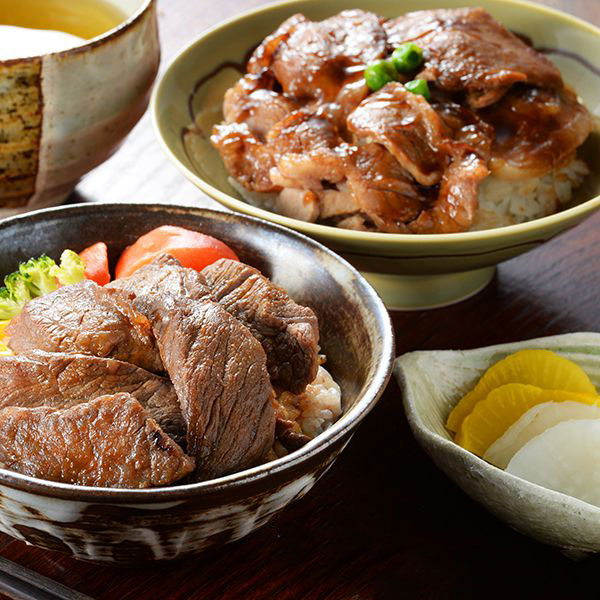 【札幌バルナバフーズ】北海道産牛 ステーキ丼＆豚丼のセット 各2食 計4食 （L5162） 【サクワ】【直送】　商品画像1