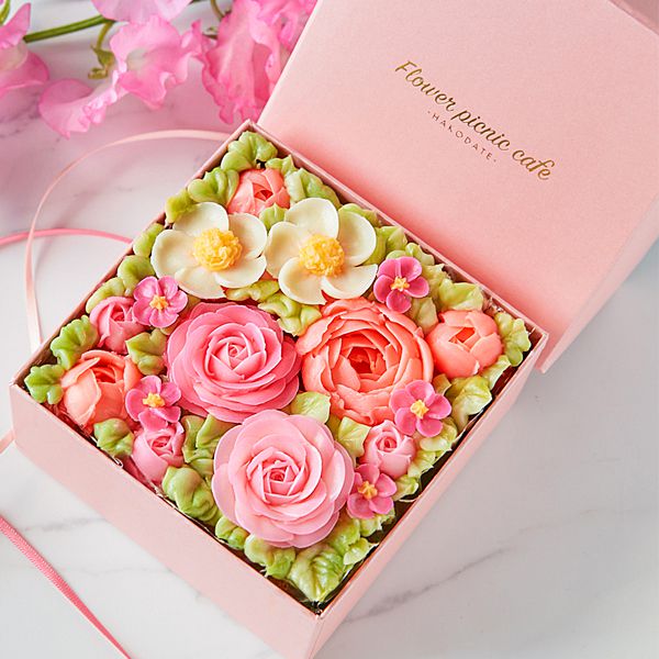 フラワーピクニックカフェ 食べられるお花のボックスフラワーケーキ 母の日 イオンショップ イオンショップ