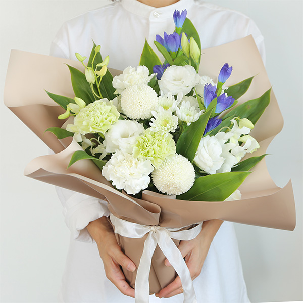 お供えアレンジ「想い花」”お線香付き”【花】【年間ギフト】 商品画像1