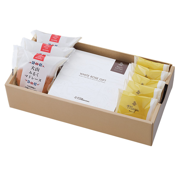 鳥取大山乳業大山焼き菓子詰合せバウムクーヘン:1個 大山みるくマドレーヌ:3個 みるくまんじゅう:5個【夏の贈りもの・お中元】【NN】　商品画像1