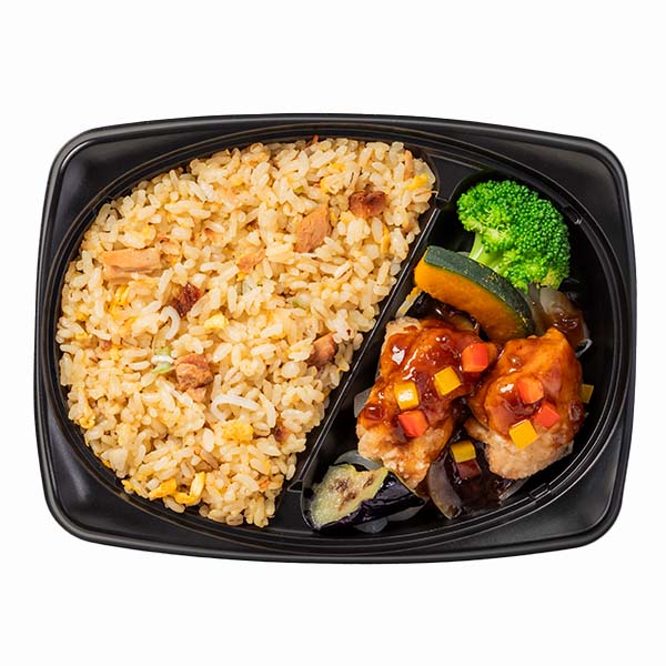 阪急デリカ ワンプレート・デリ 焼豚チャーハンと鶏唐揚げの黒酢あん 300g【＠FROZEN】　商品画像1