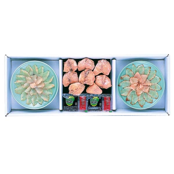 山口 井上商店 まふぐ詰合せ(まふぐ唐揚げ200g×1袋、まふぐたたき刺身×1皿、まふぐ刺身×1皿、もみじポン酢×2)【お届け期間:11月11日〜1月10日】【旬鮮便】【NN】 商品画像1