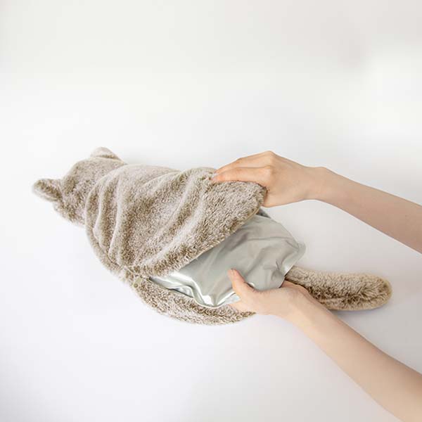 蓄熱式エコ湯たんぽ「ぬくぬく」nekoLike グレージュ [EWT-2328GG]【雑貨】　商品画像1