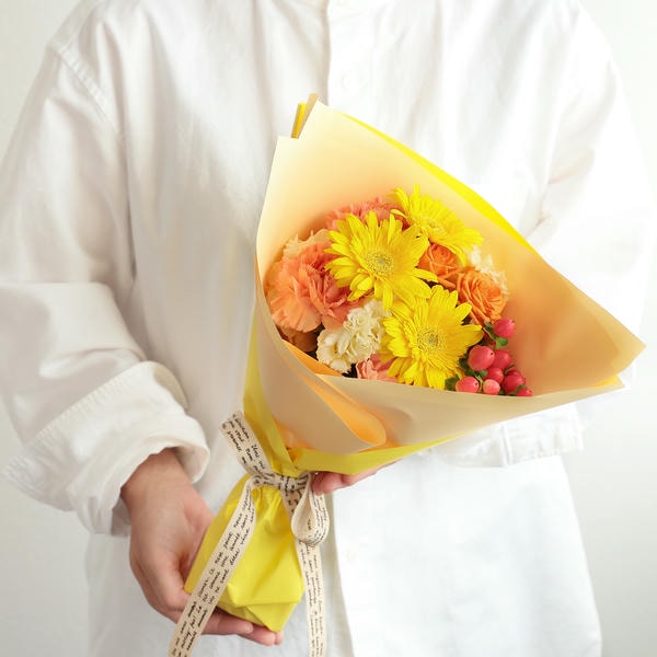 そよはなブーケ(イエロー)お菓子セット【花】【年間ギフト】　商品画像1