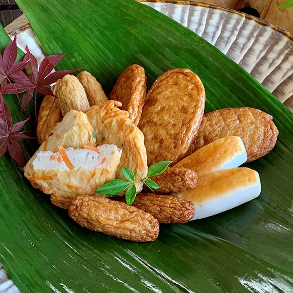 九州うまかもんセット(串木野 さつま揚げ詰合せ、綾鶏 とり天、長崎ふくみ屋 角煮卓袱まんじゅう)(L8099)【九州フェア】【サクワ】　商品画像1