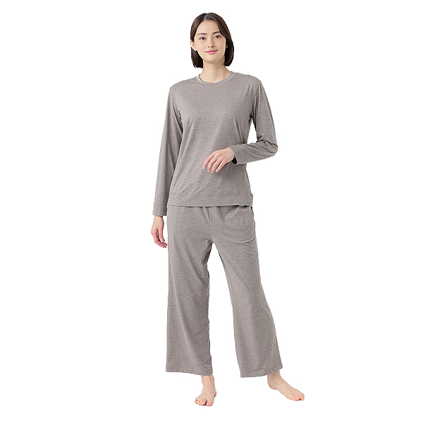 トップバリュ セリアント ソフトベア天竺 上下セット (サイズ：M / カラー：アッシュブラウン)【限定20点】 (お届け期間：5月7日〜5月10日)【母の日】　商品画像1