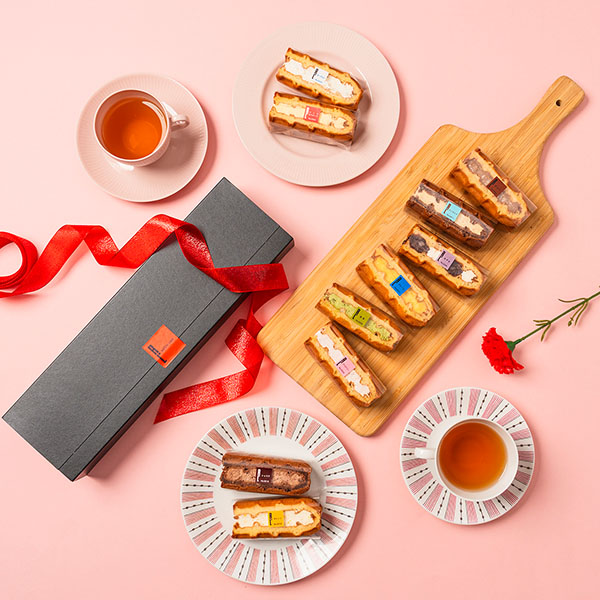 R.L waffle cake(エール・エル ワッフルケーキ) (カーネーション付き)ワッフルケーキ10個セット【母の日】　商品画像1