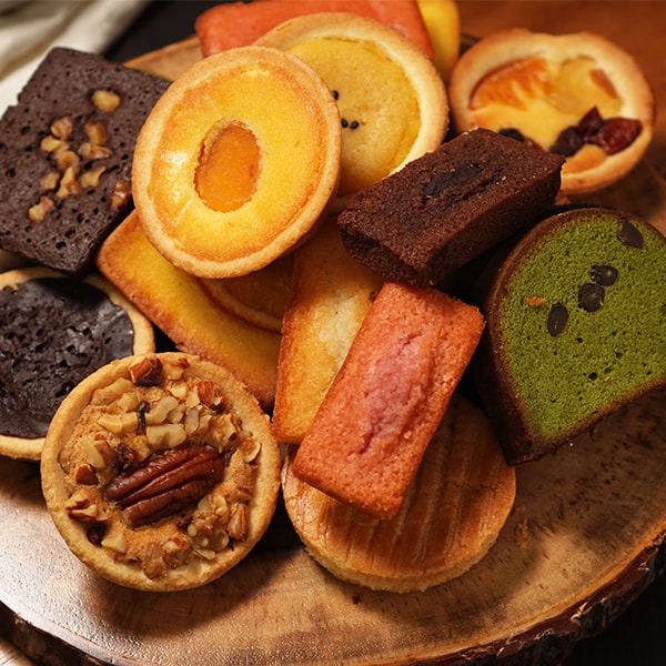 ホテル御用達 19種の焼菓子詰合せ (L8146)【サクワ】【直送】　商品画像1