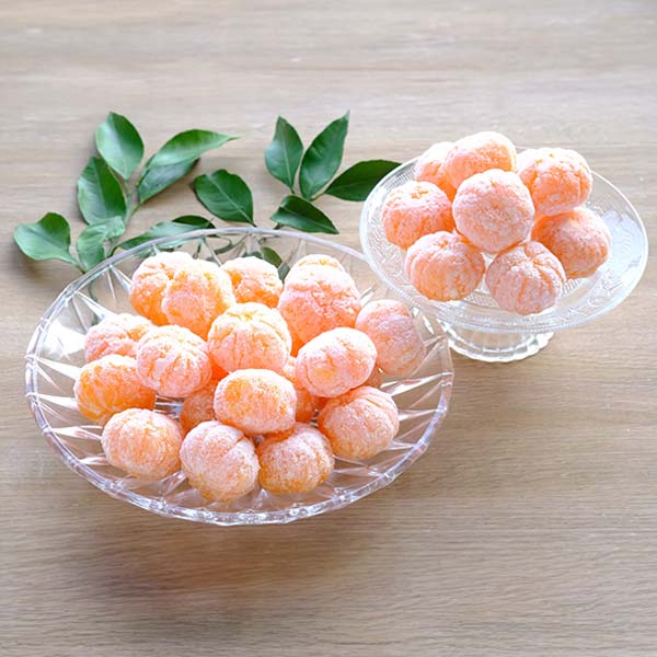 愛媛県八幡浜産 冷凍みかん 皮なし 1kg【限定500点】【お届け期間：6月1日〜6月30日】【お買い得セール5月】　商品画像1