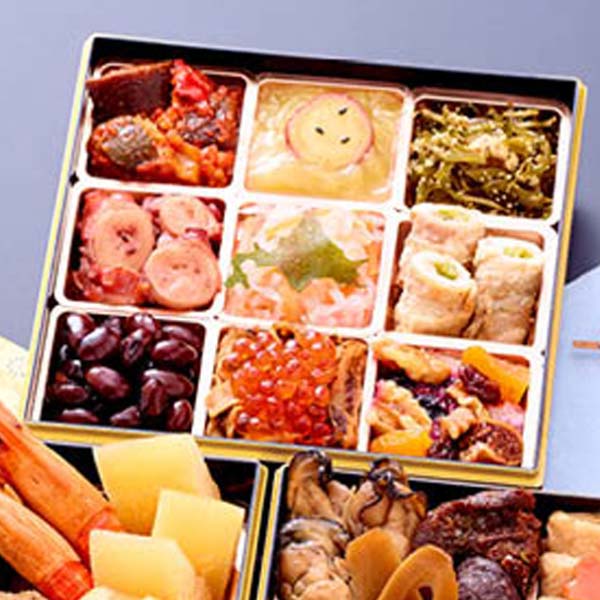 <北の祝賀＞ 北海道原料にこだわったおせち料理三段重【3人前・39品目】【イオンのおせち】　商品画像1