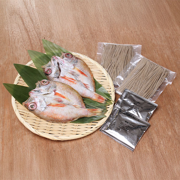 鳥取 大漁市場なかうら のどぐろと出雲そばセット 2食(のどぐろ開き2枚(山陰沖産)、自家挽き生そば100g×2食、そばつゆ40g×2袋)【NN】　商品画像1