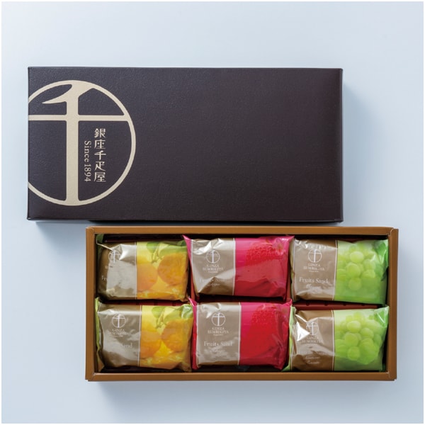 銀座千疋屋 銀座フルーツサンドとカーネーション(感謝の気持ち)【母の日】 商品画像2