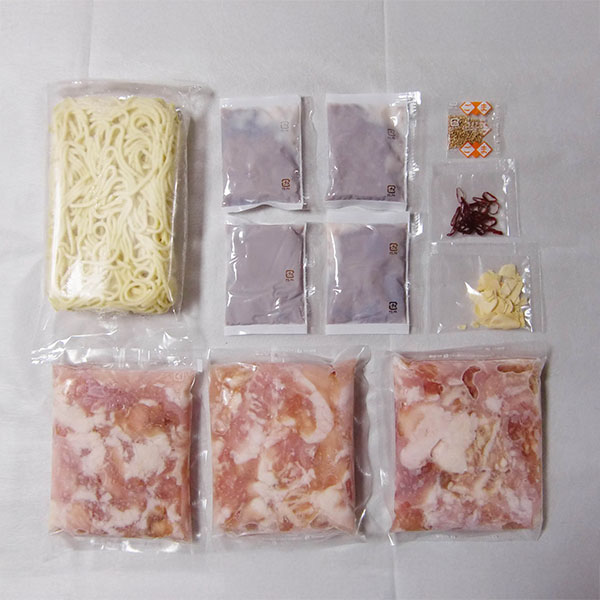 福岡 博多 とんこつもつ鍋 3〜4人前(L7901)【サクワ】【直送】　商品画像2