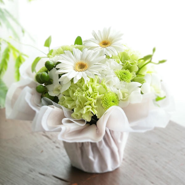 お供えアレンジ「フルリーナ」(ホワイト)【花】【年間ギフト】　商品画像2