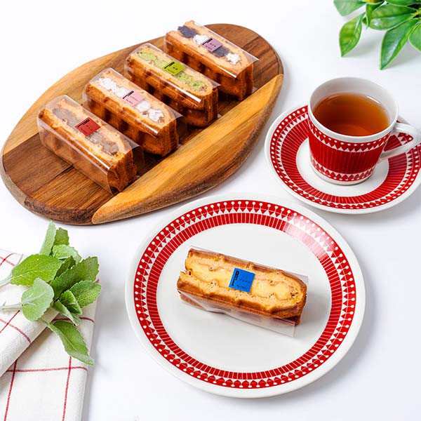 R.L(エール・エル) ワッフルケーキ10個セット(バースデーシート付き)【おいしいお取り寄せ】　商品画像2