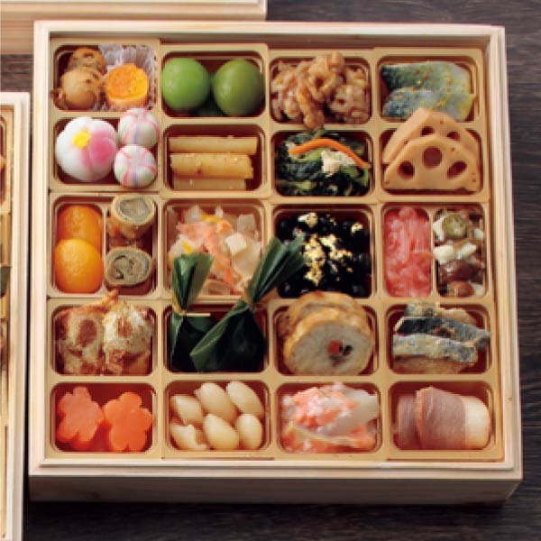 京都料亭 うお寿・藤かわ・みのり 京都料亭 コラボおせち 三段重 【4〜5人前・64品目】【イオンのおせち】【近畿・中四国地区お届け限定】 商品画像3