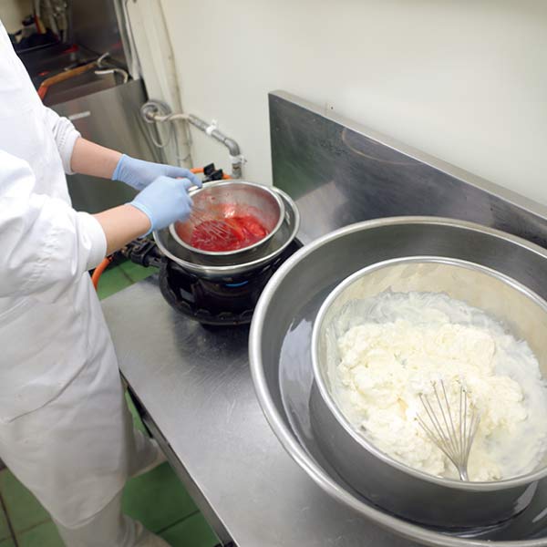 プランタンブランby花月堂 白桃ロール＆はちみつレモンロール【夏の贈りもの・お中元】　商品画像4