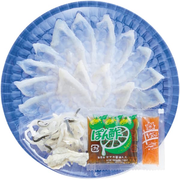 山口 日高本店 ふくざんまい(刺身・ちり) (国産養殖とらふく刺身20g・とらふく皮湯引き10g・ぽん酢・もみじおろし)各2、国産まふくちり身200g、ぽん酢・もみじおろし 各2【NN】　商品画像4