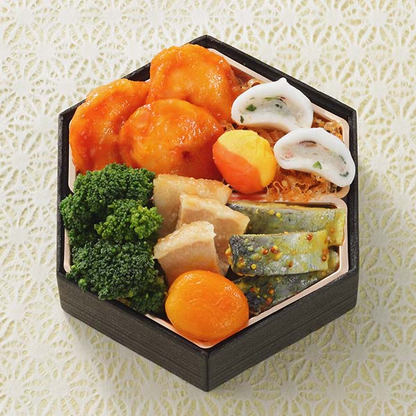 や満文 青木庵 ミニ六角六段重【2〜3人前・54品目】【イオンのおせち】　商品画像4