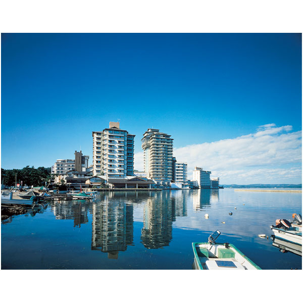 加賀屋 和風おせちお煮しめ三段重【2人前・37品目】【イオンのおせち】　商品画像7