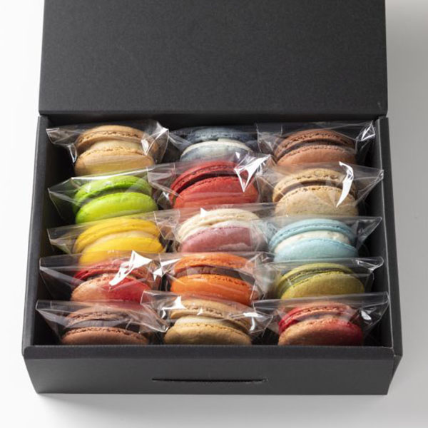 マカロン様商談中✨CRE+ミネラルKSイオンソープ100g×3本 MACARON ET CHOCOLAT マカロン 15個BOX【おいしいお取り寄せ】 | 焼