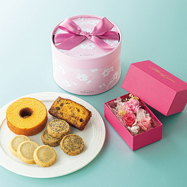 パティスリー キハチ プリザーブドフラワー＆焼菓子アソートBOXセット【限定500点】【母の日】　商品画像1