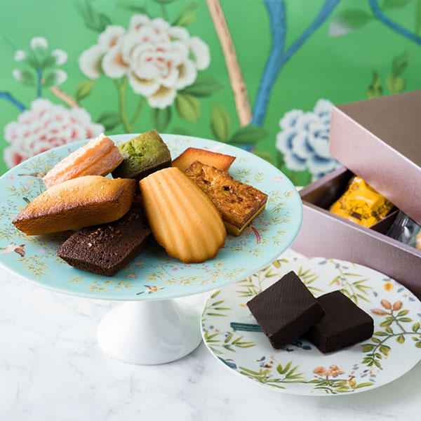 パティスリー ラ・マーレ・ド・チャヤ 焼菓子詰合せ＜18個入＞【おいしいお取り寄せ】　商品画像1