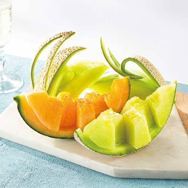 山形県産(早坂三十郎農園) 味自信作 大玉メロン(赤と青)(お届け期間：6/25〜8/15)【夏の贈りもの・お中元】　商品画像1