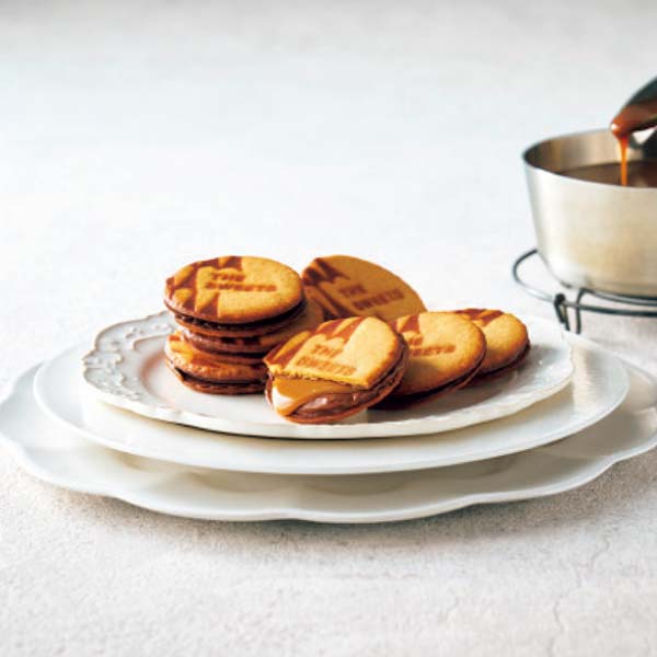 ザ・スウィーツ キャラメルサンドクッキー(20個)【冬の贈りもの・お歳暮】[RSCS20] スイーツ【イオン特選お歳暮】