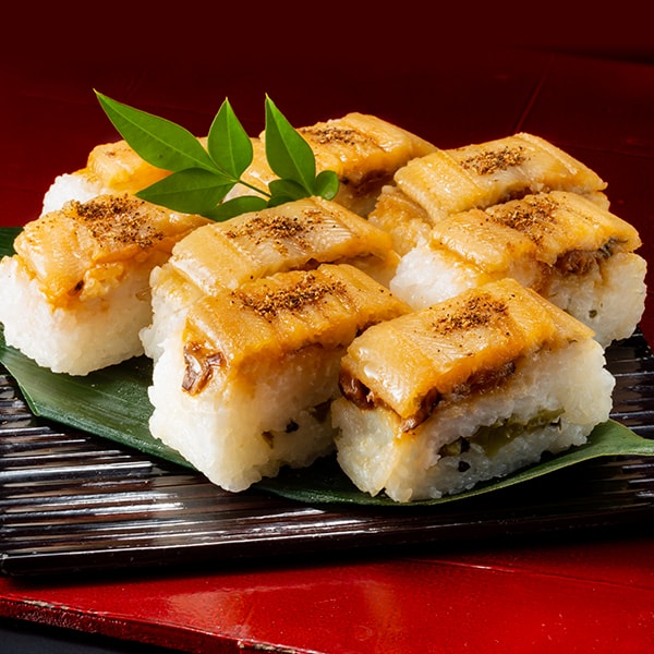 【なだ万】煮穴子の押寿司 300g(76859)【サクワ】 惣菜【季節の贈り物&ご褒美ギフト】 【なだ万】煮穴子の押寿司 300g(76859)【サクワ】 惣菜【季節の贈り物&ご褒美ギフト】