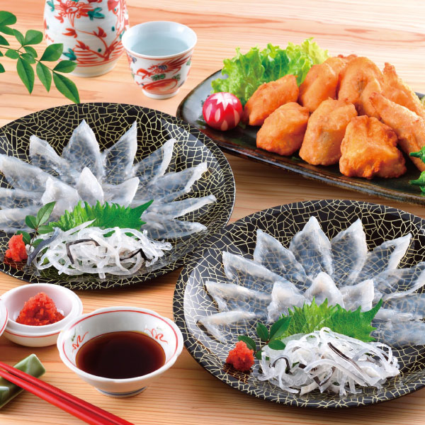 山口県 (株)ダイフク ふぐ料理ペアセット とらふぐ刺身×2、とらふぐ皮刺×2、真ふぐ唐揚げ×1、ポン酢×2、もみじおろし×2 【お届け期間:6月11日〜8月25日】【 山口県 (株)ダイフク ふぐ料理ペアセット とらふぐ刺身×2、とらふぐ皮刺×2、真ふぐ唐揚げ×1、ポン酢×2、もみじおろし×2 【お届け期間:6月11日〜8月25日】【