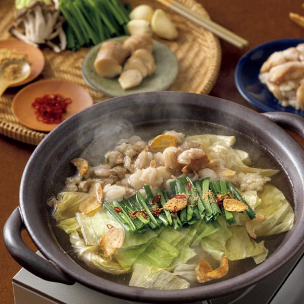 大阪府 崔家の健美鍋 国産牛もつ鍋 KM-37 牛もつ(国産)150g×2、鍋スープ(2倍希釈)400g、中華麺(国産)150g×2、すりごま3g【NN】　商品画像1