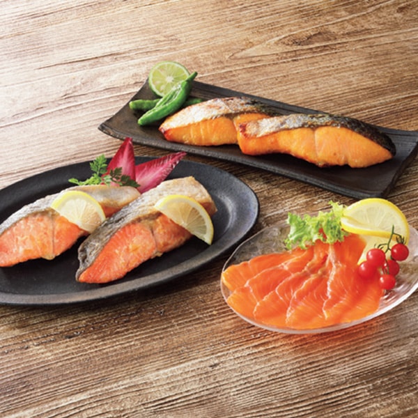 滋賀 サーモンデリ 中村屋 スモークサーモンセット スモークサーモン50g×2、銀鮭西京漬70g×3、紅鮭切り身195g【旬の味覚便】【NN】 魚介・海産物【季節の贈り 滋賀 サーモンデリ 中村屋 スモークサーモンセット スモークサーモン50g×2、銀鮭西京漬70g×3、紅鮭切り身195g【旬の味覚便】【NN】 魚介・海産物【季節の贈り