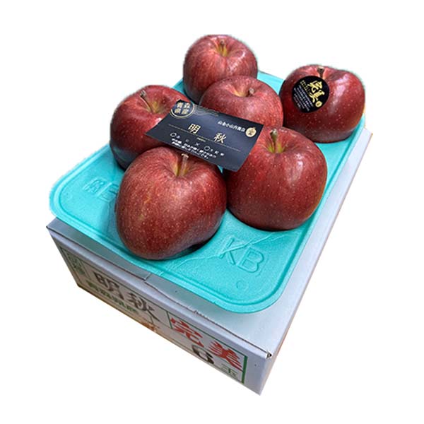 青森県産りんご 完美明秋 2kg【お届け期間：3月20日〜4月3日】【Ａセレクション3月】　商品画像1