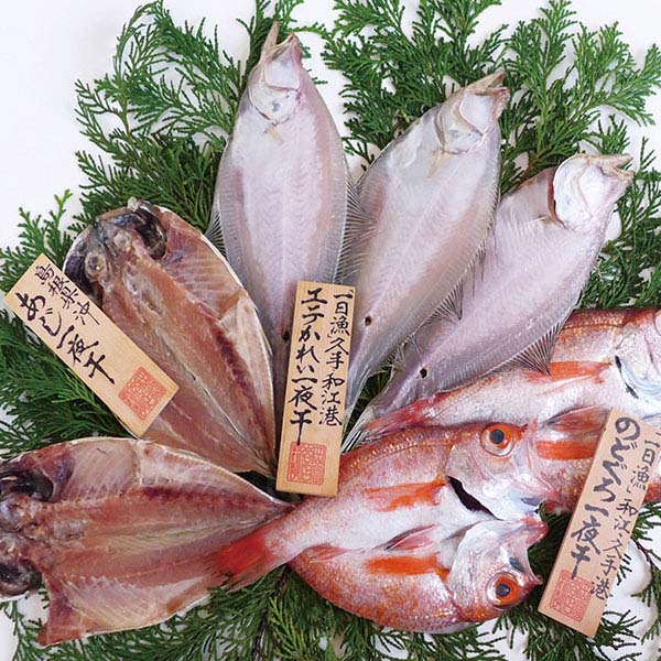島根県 岡富商店 【島根県沖】ひもの大黒 真あじ2〜3枚(計180g)、エテかれい3〜4枚(計200g)、のどぐろ2〜3枚(計140g)【NN】　商品画像1