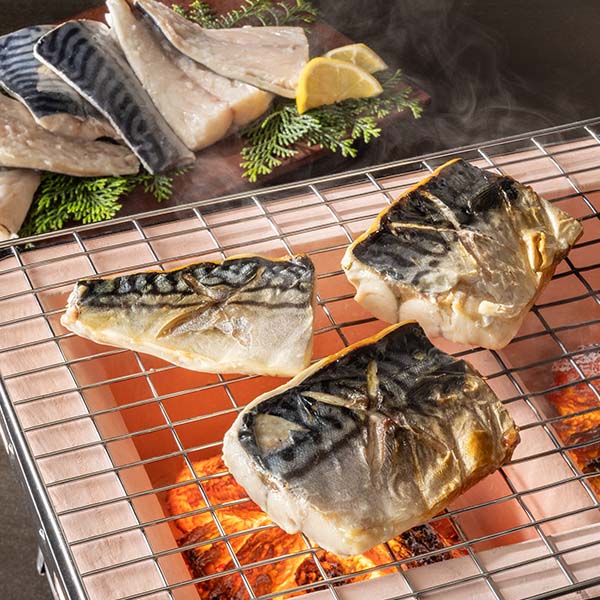 訳あり 肉厚塩さばの切身 14切 計1.1kg(骨あり)【限定100点】【お届け期間:8月31日〜9月7日】【サマーセール】 魚介・海産物【季節の贈り物&ご褒美ギフト】 訳あり 肉厚塩さばの切身 14切 計1.1kg(骨あり)【限定100点】【お届け期間:8月31日〜9月7日】【サマーセール】 魚介・海産物【季節の贈り物&ご褒美ギフト】