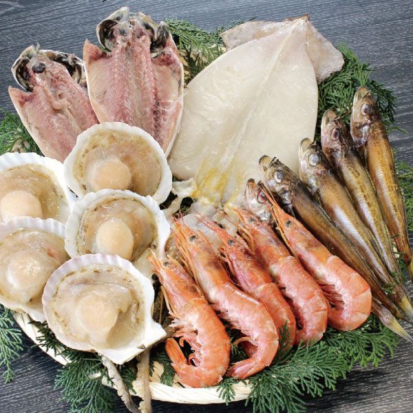 鳥取大漁市場なかうら海鮮BBQセットほたて貝5枚(北海道産)、赤えび5尾(アルゼンチン産)、はたはた5尾(山陰沖産)、するめ1枚(山陰沖産)、あじ2枚(山陰沖産)【NN】 鳥取大漁市場なかうら海鮮BBQセットほたて貝5枚(北海道産)、赤えび5尾(アルゼンチン産)、はたはた5尾(山陰沖産)、するめ1枚(山陰沖産)、あじ2枚(山陰沖産)【NN】