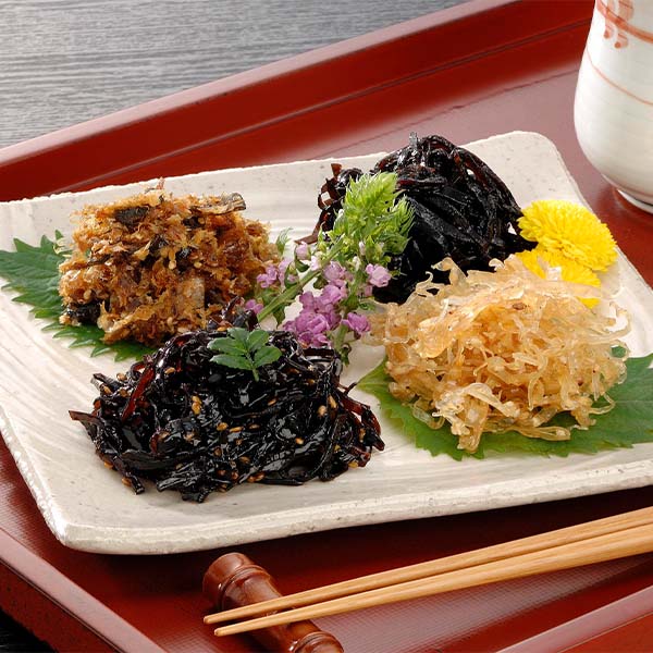 広島県尾道市 昆布佃煮詰合せK しそ昆布160g×1、ごま昆布160g×1、切するめ90g×1、味の花100g×1【NN】 調味料・佃煮・練り物【季節の贈り物&ご褒美ギフト】 広島県尾道市 昆布佃煮詰合せK しそ昆布160g×1、ごま昆布160g×1、切するめ90g×1、味の花100g×1【NN】 調味料・佃煮・練り物【季節の贈り物&ご褒美ギフト】