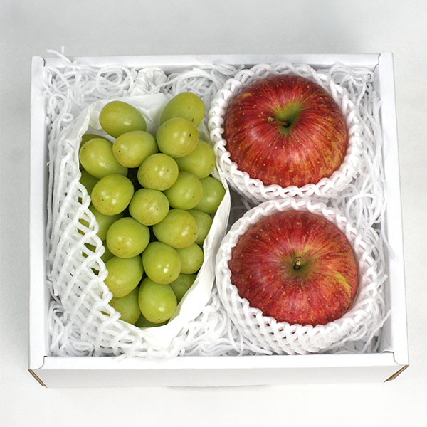 山形県産 シャインマスカットとサンふじ詰合せ【お届け期間：11月15日〜12月31日】【おいしいお取り寄せ】　商品画像1