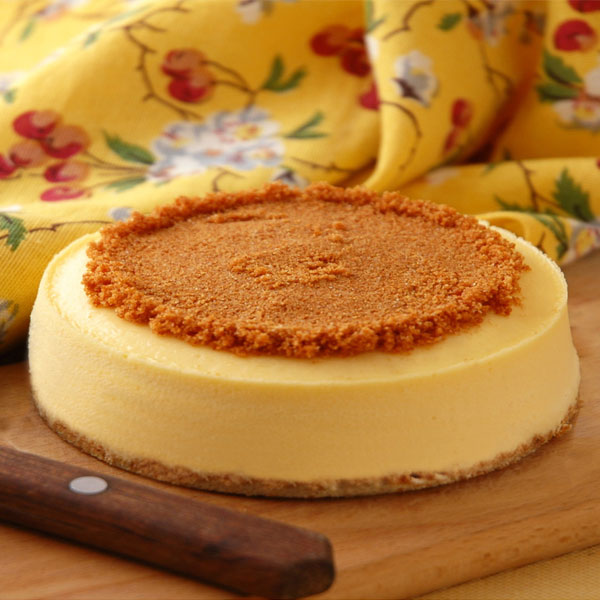 パパジョンズ ニューヨークチーズケーキ 4号(250g)【お届け期間:12月20日〜12月30日】【イオンゴールドカード会員さま限定特別セール12月】 商品画像1