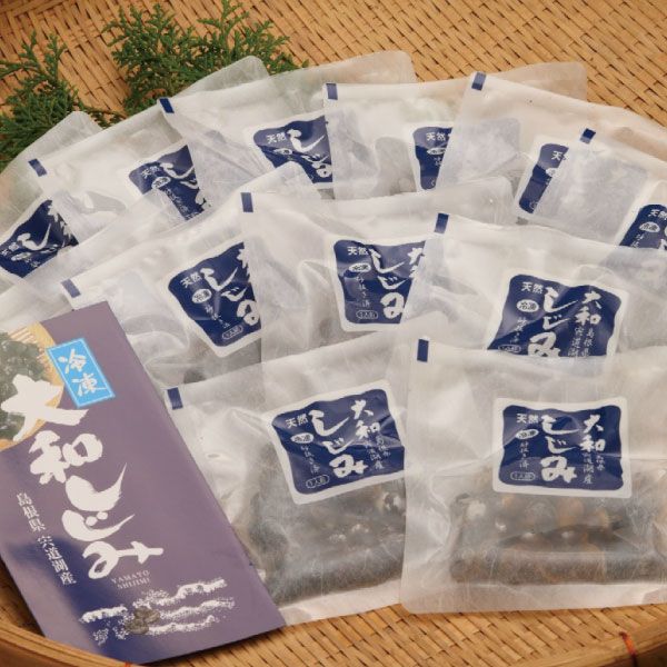 島根 中浦食品株式会社 宍道湖冷凍大和しじみ 個食詰合せ 大和しじみ60g(冷凍1人前)×12袋(宍道湖産、砂抜き済)、保冷剤、スチロールセット【NN】　商品画像1